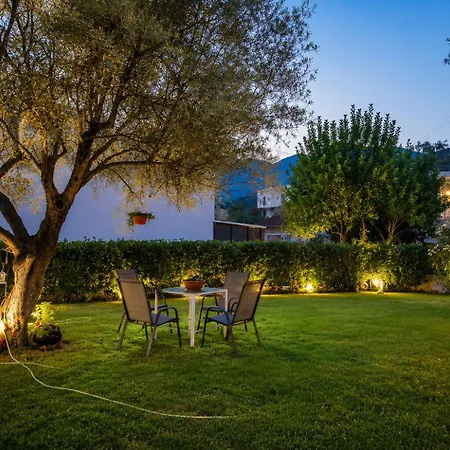 Lefkas Moonlight Luxury Appartments Nikiána