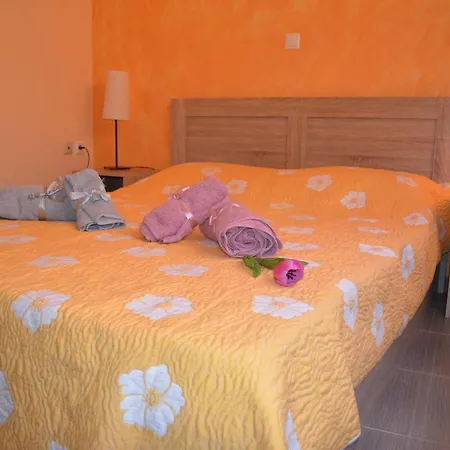 Lefkas Moonlight Luxury Appartments *